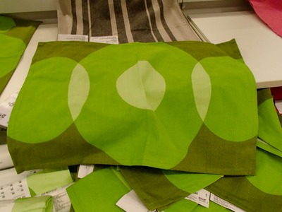 IKEAのグリーンの敷物GITTAN_[0].jpg